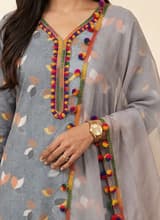 AAYNA-KUR-013-S — Artisanal Detail View