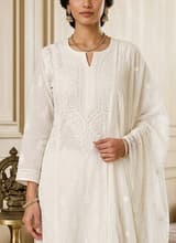 AAYNA-KUR-054-S — Artisanal Detail View