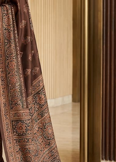 Emerald Forest Handcrafted Bandhani Festive Saree (No. 016) — Artisanal Detail View