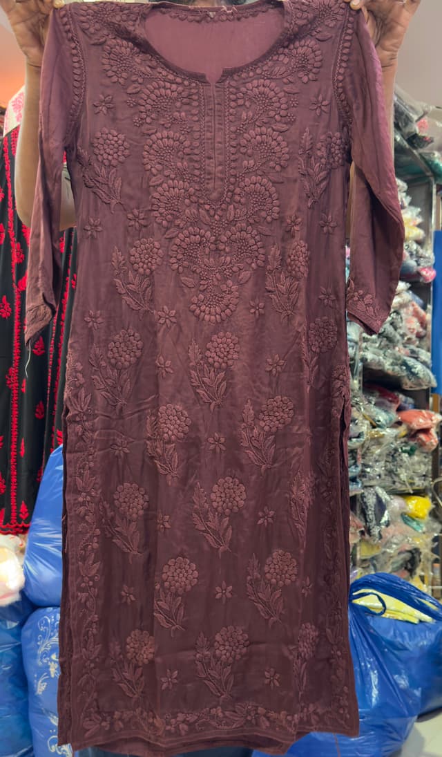AAYNA-KUR-063-S — Artisanal Detail View