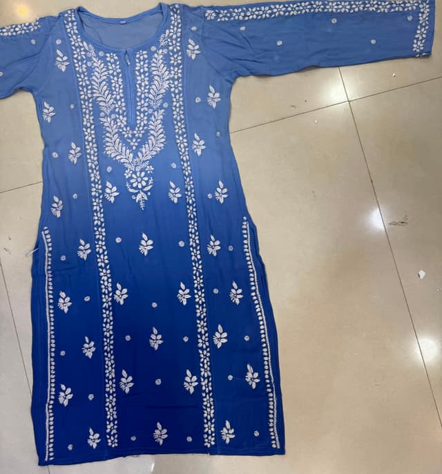 AAYNA-KUR-063-S — Artisanal Detail View